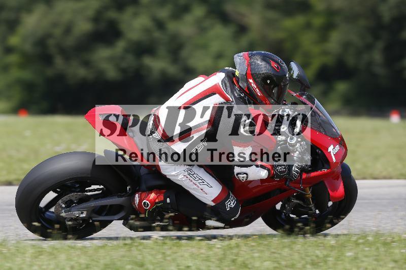 /Archiv-2025/26 11.06.2025 Peter Studer have fun ADR/Gruppe gelb/team